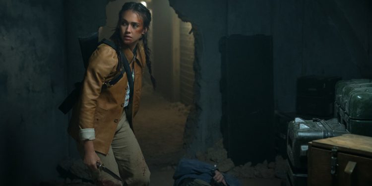 Jessica Alba in “Trigger Warning”. ? Ursula Coyote | Netflix
