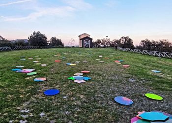Ulassai, Biennale d'arte contemporanea: l'opera AIR di Idem Studio alla stazione dell'arte a Ulassai