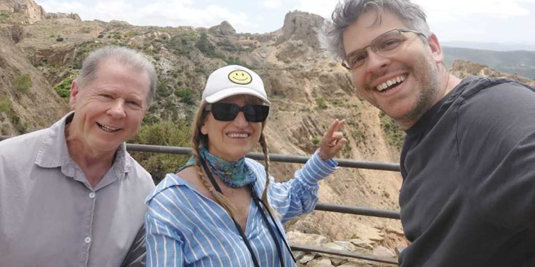 Catherine Hardwicke in Sardegna. ? dire.it