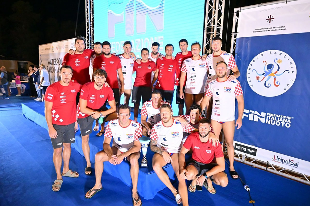 Il team croato arriva secondo alla Waterpolo Sardinia Cup 2024. ? Andrea Chiaramida