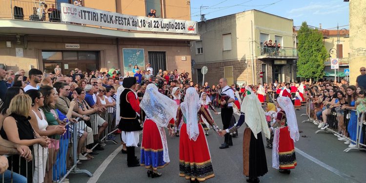 Il ballo ittirese al 39° Ittiri Folk Festa