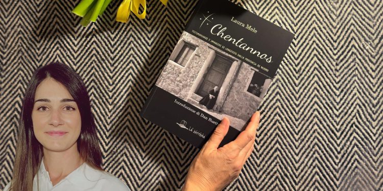 Laura Mele e il suo libro "Chentannos"