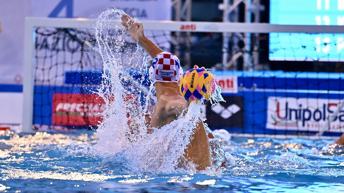 Waterpolo Sardinia Cup 2024. Palla incustodita. ? Andrea Chiaramida