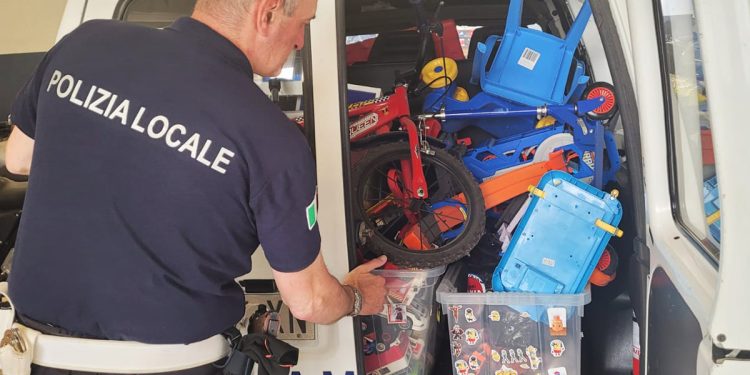 Donazioni della Polizia Locale di Sassari