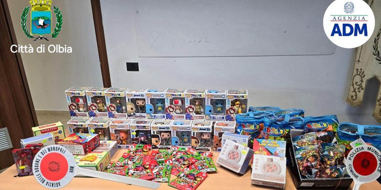 Olbia, sequestro di giocattoli contraffatti