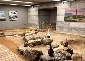 Porto Torres, mostra "Ogni Nave ha bisogno di un porto"