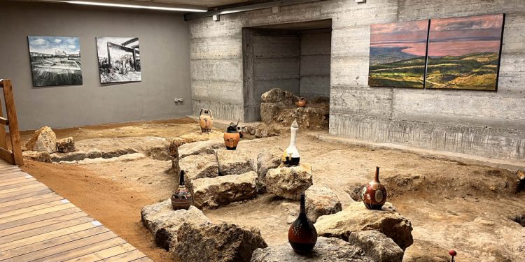 Porto Torres, mostra "Ogni Nave ha bisogno di un porto"