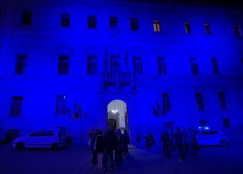 Palazzo Ducale illuminato di blu