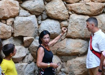 Una visita al Nuraghe Diana con l'archeologa Patrizia Zuncheddu