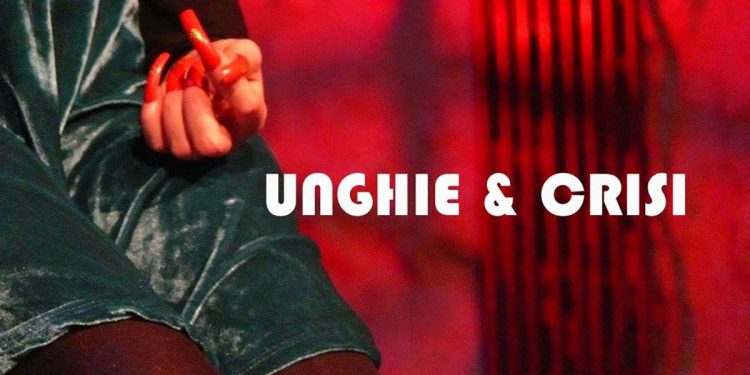 "Unghie e crisi" de L'Aquilone di Viviana