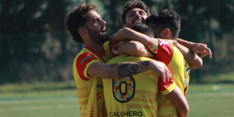 L’esultanza dei giocatori della FC Alghero