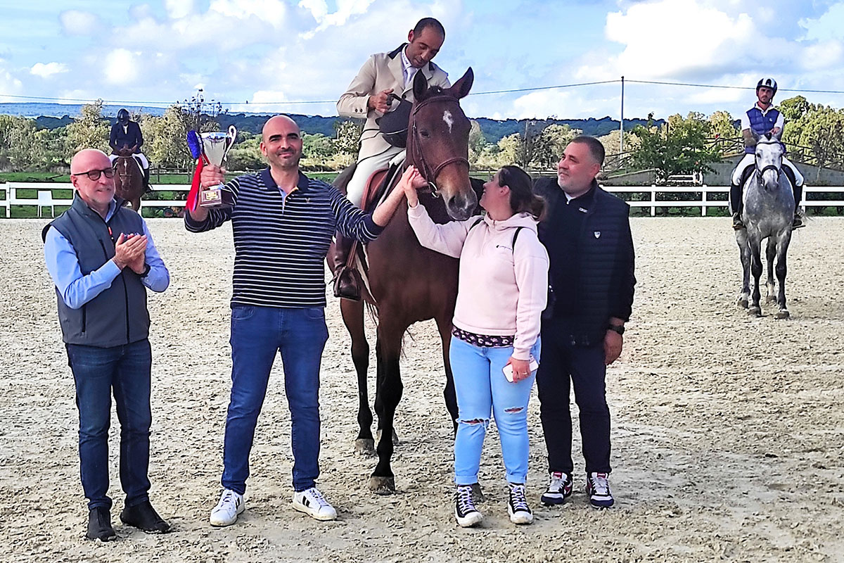 Favola Baia col cavaliere Pische, Pinna e Ferrandu