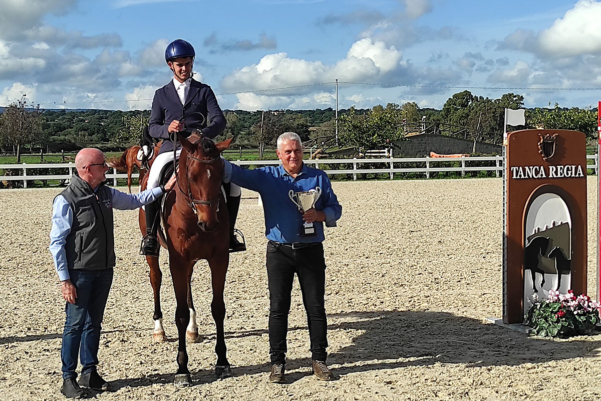 Fuego Callente con Dessì padre e figlio