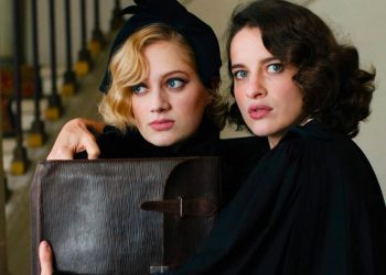 "Mon crime" di François Ozon (Francia - Belgio 2023)