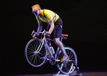 "Ottavio Bottecchia - Vite in volata" di Abaco Teatro