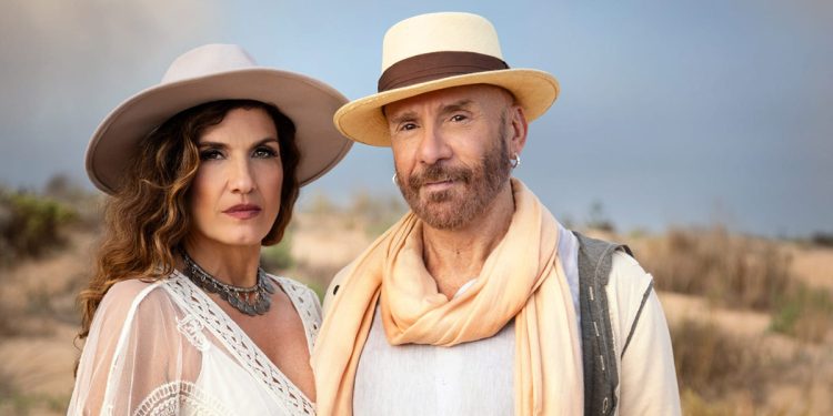 Simona Bencini (Dirotta su Cuba) e Mario Venuti. ? Chandra Giudice