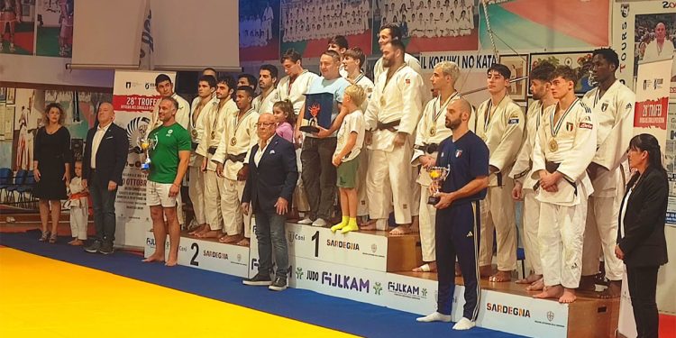 Il podio del 28° Trofeo Riviera del Corallo di Judo