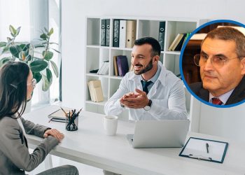 Nel cerchio, il dottor Nicola Addis, Presidente dell’Ordine dei Medici della Provincia di Sassari