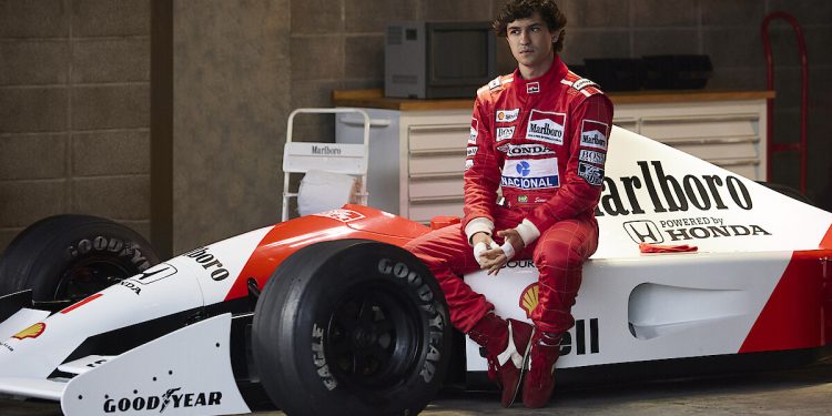 Gabriel Leone nei panni di Ayrton Senna. ? Alan Roskyn | Netflix