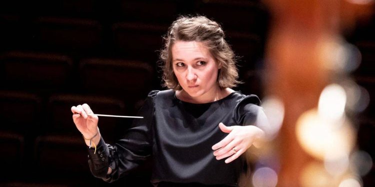 La direttrice d’orchestra Ustina Dubitsky
