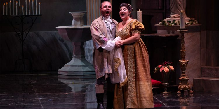 Marta Mari (Tosca) e Otar Jorjikia (Cavaradossi) - Tosca al Teatro Comunale di Sassari