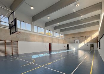 Porto Torres, la palestra della scuola elementare Pigliaru