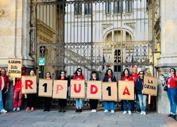 R1pud1a, il flash mob di Emergency a Cagliari