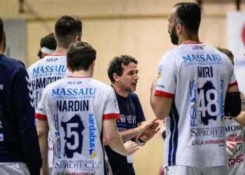 Un timeout della Raimond Sassari. 📷 Luigi Canu