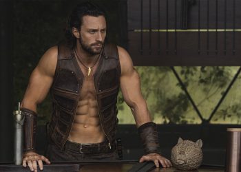 Aaron Taylor-Johnson è Kraven. ? Jay Maidment © 2024 CTMG, Inc. All Rights Reserved