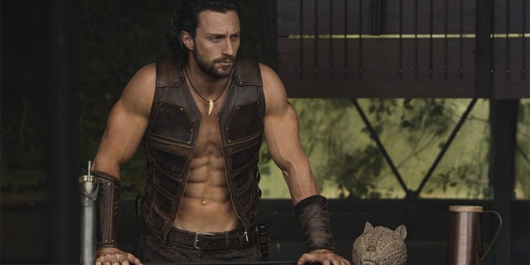 Aaron Taylor-Johnson è Kraven. ? Jay Maidment © 2024 CTMG, Inc. All Rights Reserved