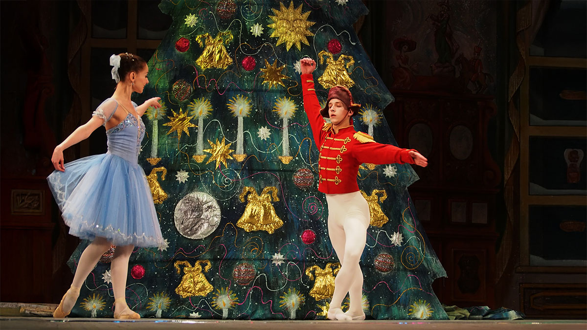 Il Balletto Schiaccianoci a Lugansk. ? Depositphotos