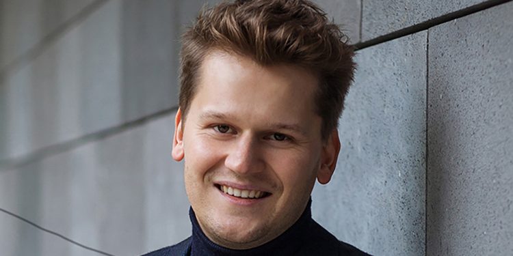 Il maestro Nikolas Nägele