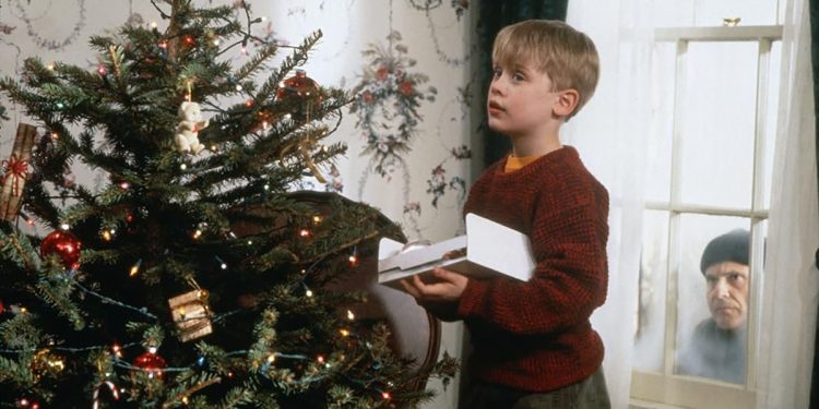 Macaulay Culkin nei panni di Kevin McCallister in “Mamma ho perso l’aereo”. ? 20th Century Fox