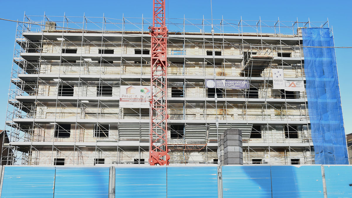 Sassari, i lavori all'ex Hotel Turritania 