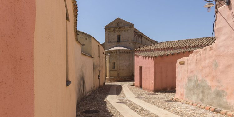 Tratalias vecchia. 📷 maxvan23