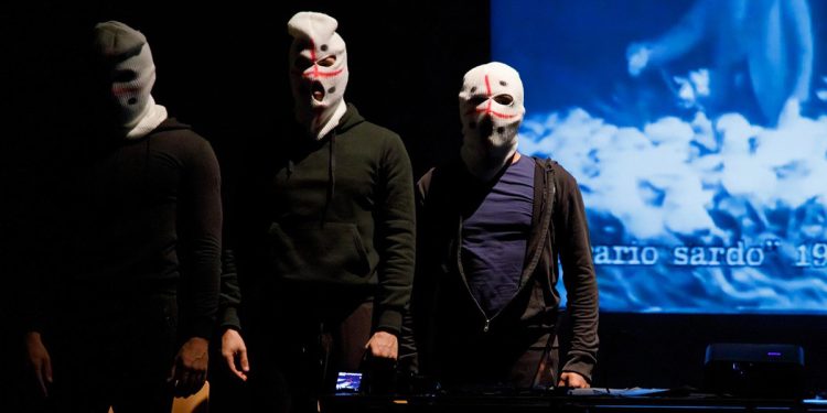 Spettacolo "anonimasequestri"