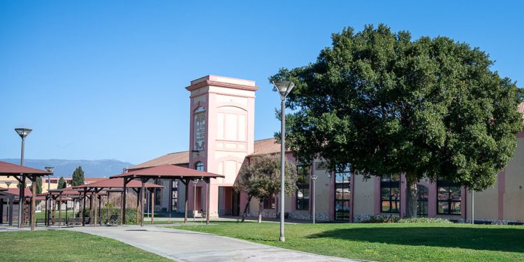 Il parco della Ex Vetreria di Pirri a Cagliari