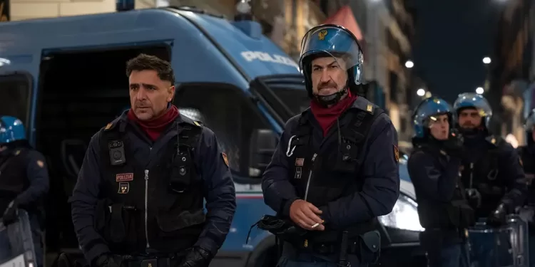 Adriano Giannini e Marco Giallini in “ACAB”, la serie tv Netflix