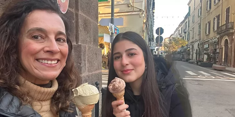 Intercultura a Sassari, la studentessa turca Selin con la sua mamma ospitante
