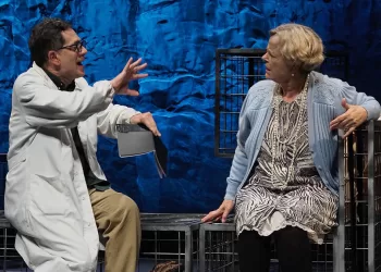 Lorenzo Lavia e Lucia Vasini ne "Le Gratitudini". ? Stefano Scanferla