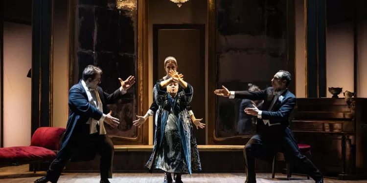 "Magnifica presenza" di Ferzan Özpetek. ?Stefania Casellato"Magnifica presenza" di Ferzan Özpetek. ? Stefania Casellato