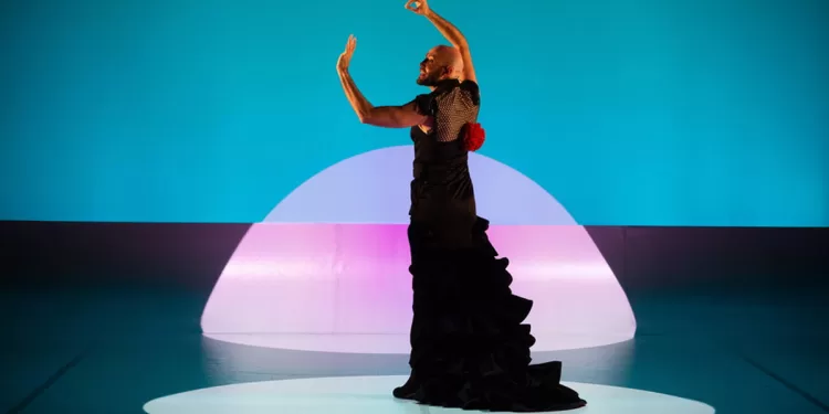 Chicos Mambo in “CAR/MEN”. ? Michel Cavalca