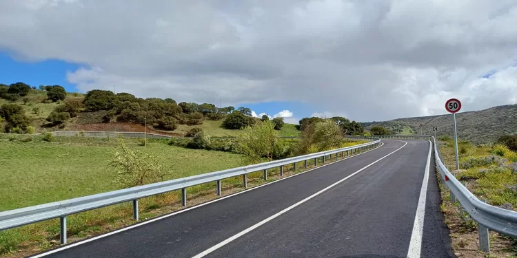 La strada tra Ittiri e Thiesi dopo i lavori di manutenzione