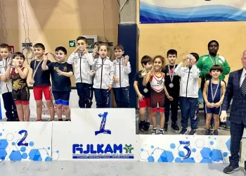 Lotta stile libero, un podio junior