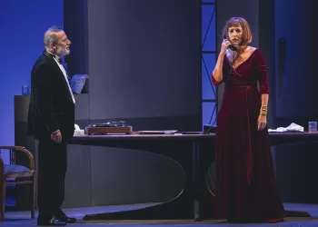 Lucrezia Lante della Rovere e Arcangelo Iannace in scena con “Non si fa così”