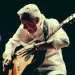 Tommy Emmanuel. ? Simone Cecchetti