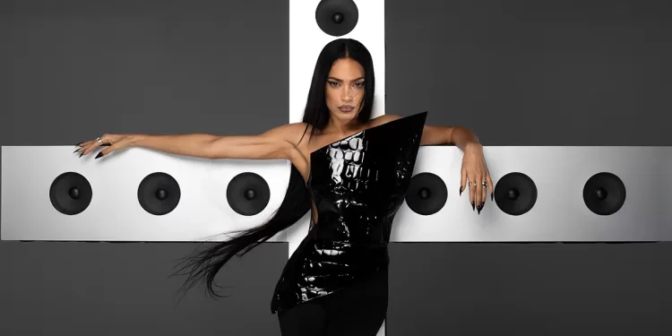 “Mi ami mi odi” Elodie