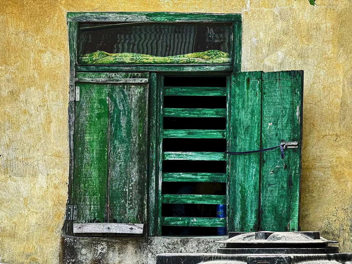 Mostra “The Bangladesh Benefit Exposition”. ? Giovanni Coda