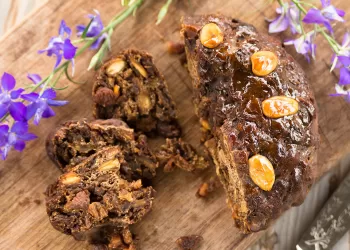 Pan’e saba. ? Depositphotos