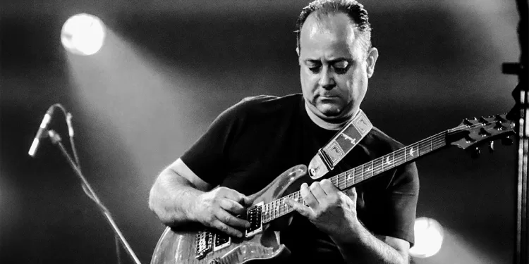 Roberto Tola